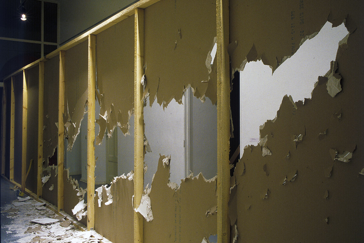 He who hesitates is lost, Kunstlerhaus Bethanien, Berlin, 1999